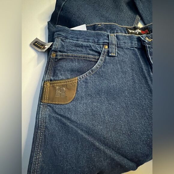 Wrangler Riggs Workwear Lifetime warranty 5 pockets Relaxed Fit 38x30. - Picture 8 of 12